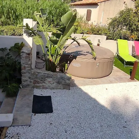 Studio Avec Jardin Apartment
